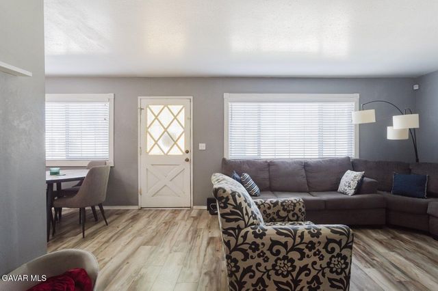 44318 Fenhold Street, Lancaster, CA 93535