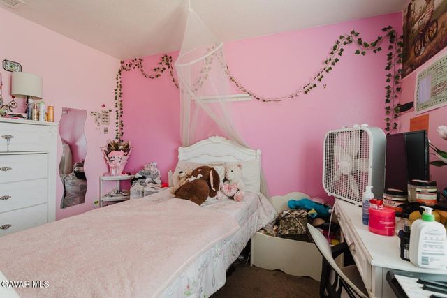 44318 Fenhold Street, Lancaster, CA 93535