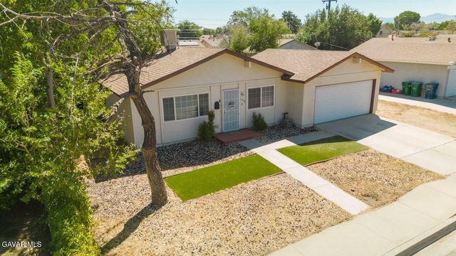 44318 Fenhold Street, Lancaster, CA 93535