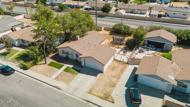 44318 Fenhold Street, Lancaster, CA 93535