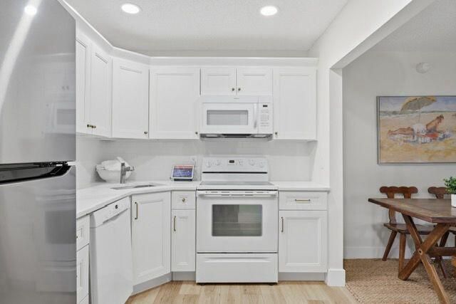 3561 Tall Pine Way C2, Greenacres, FL 33463