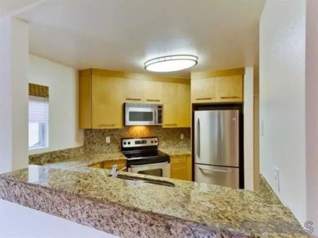 7425 Charmant Drive 2805, San Diego, CA 92122