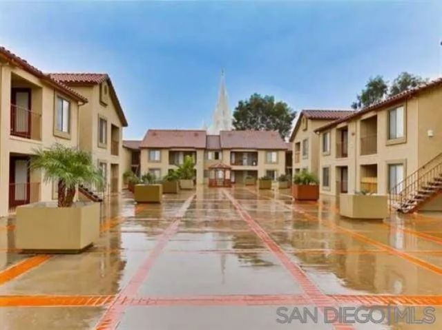 7425 Charmant Drive 2805, San Diego, CA 92122