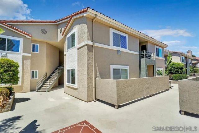7425 Charmant Drive 2805, San Diego, CA 92122