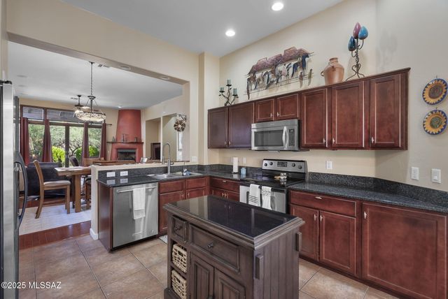 113 Sutter Place, Tubac, AZ 85646