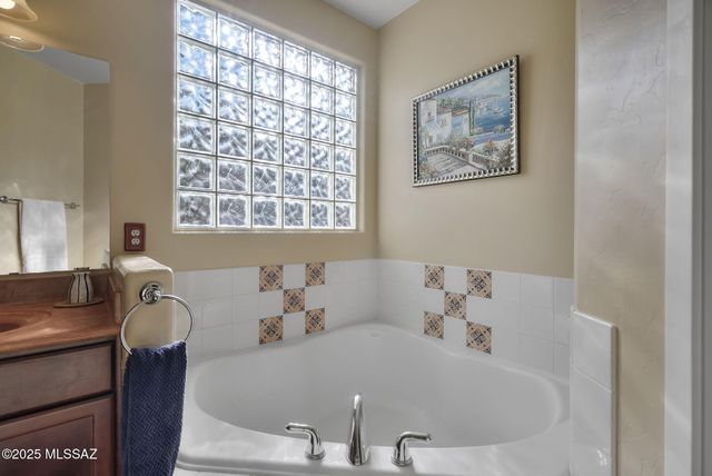 113 Sutter Place, Tubac, AZ 85646