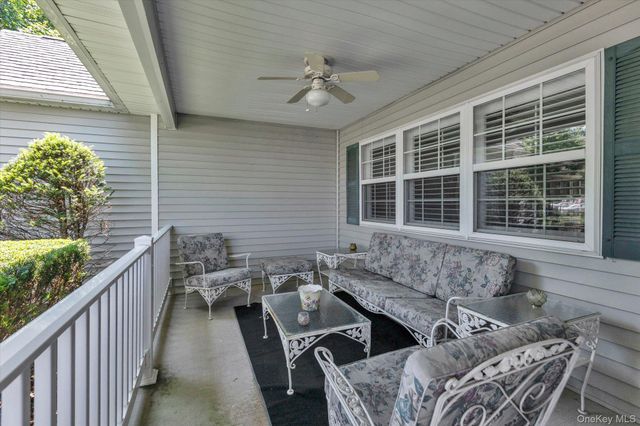 702 Pebble Beach Path, Riverhead, NY 11901