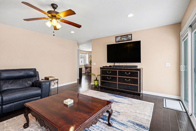 201 Glenwood Dr, Goodlettsville, TN 37072