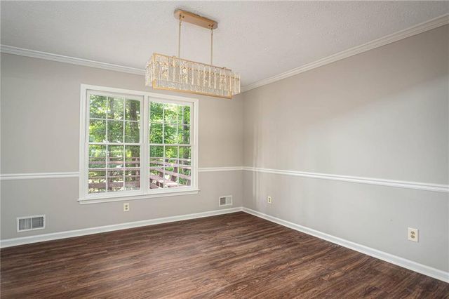 1404 Glenfield Drive, Lawrenceville, GA 30043