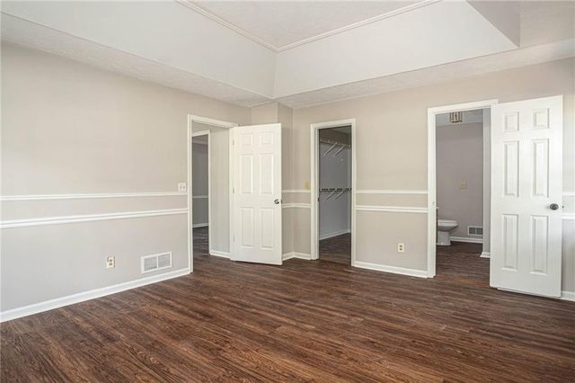 1404 Glenfield Drive, Lawrenceville, GA 30043