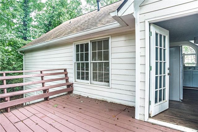1404 Glenfield Drive, Lawrenceville, GA 30043