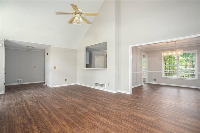 1404 Glenfield Drive, Lawrenceville, GA 30043