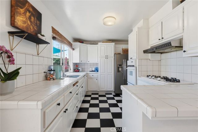 22312 Anza, Torrance, CA 90505