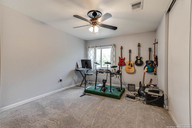 6719 Timberhill, Leon Valley, TX 78238