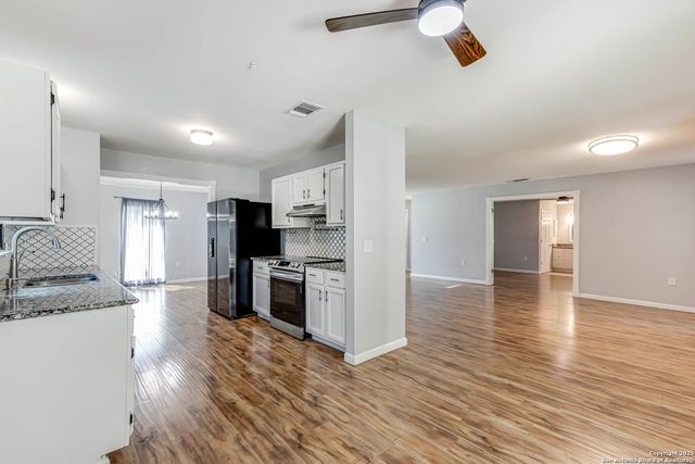 6719 Timberhill, Leon Valley, TX 78238