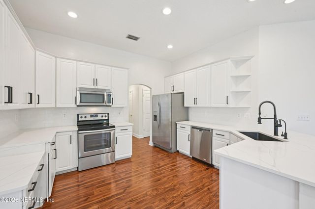 1819 SENTRY OAK Court, Fleming Island, FL 32003