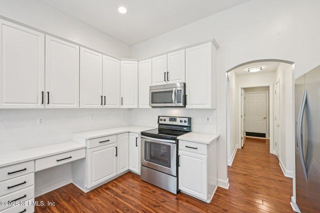 1819 SENTRY OAK Court, Fleming Island, FL 32003