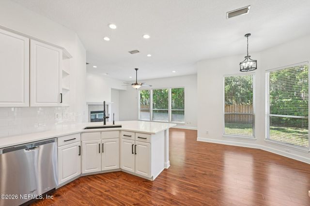 1819 SENTRY OAK Court, Fleming Island, FL 32003