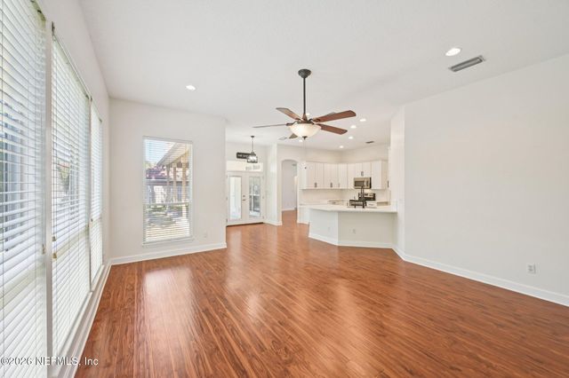 1819 SENTRY OAK Court, Fleming Island, FL 32003