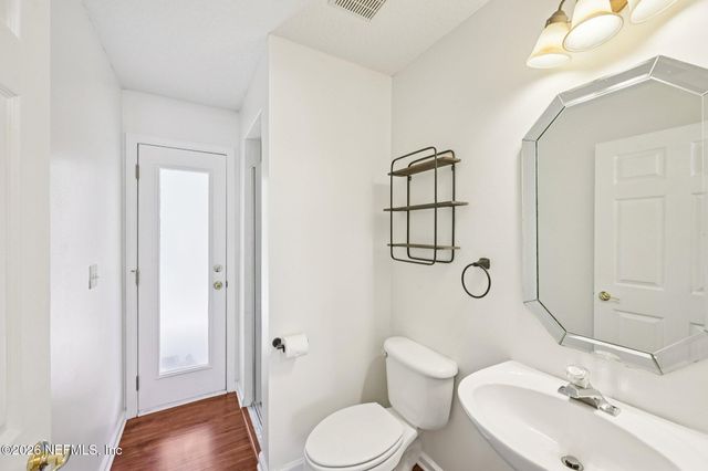 1819 SENTRY OAK Court, Fleming Island, FL 32003