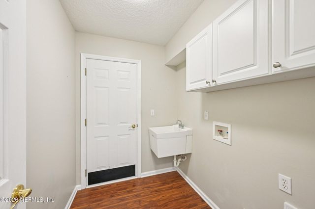 1819 SENTRY OAK Court, Fleming Island, FL 32003