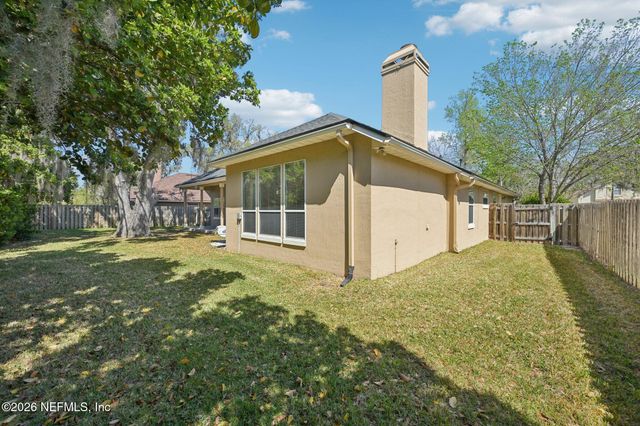 1819 SENTRY OAK Court, Fleming Island, FL 32003