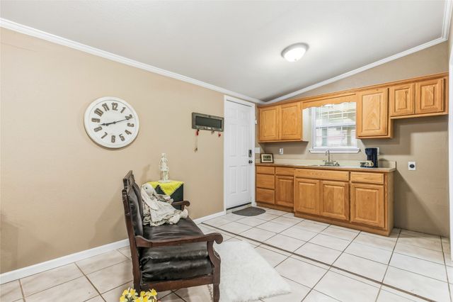 1825 N Highland Avenue, Sherman, TX 75092