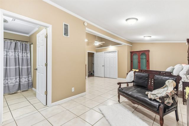 1825 N Highland Avenue, Sherman, TX 75092