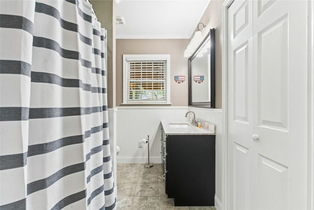 1825 N Highland Avenue, Sherman, TX 75092