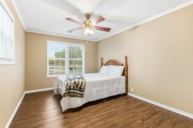 1825 N Highland Avenue, Sherman, TX 75092