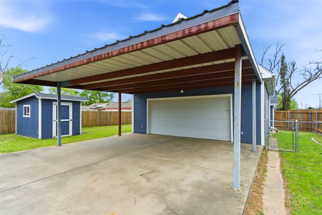 1825 N Highland Avenue, Sherman, TX 75092