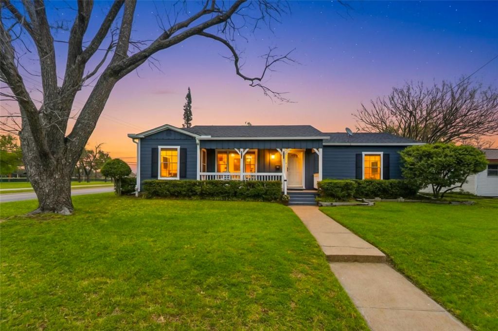 1825 N Highland Avenue, Sherman, TX 75092