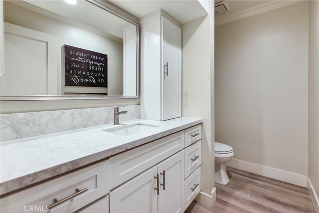 5556 E Vista Del Este, Anaheim, CA 92807