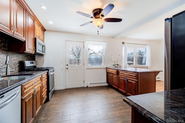 400 Philo Street, New Windsor, NY 12553