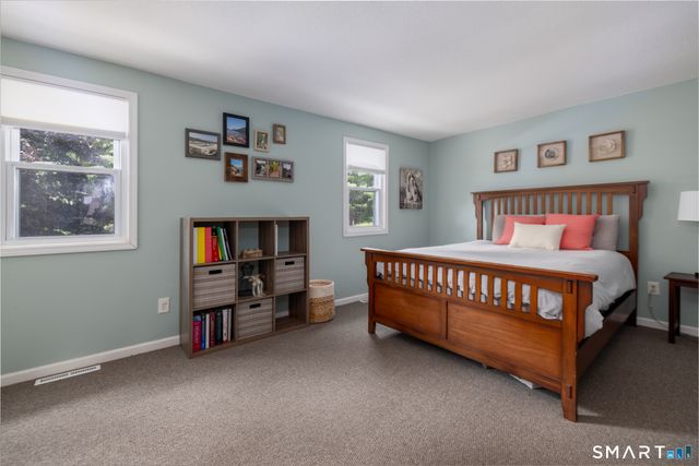 24 East Gate Lane 24, Hamden, CT 06514
