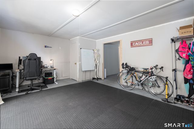 24 East Gate Lane 24, Hamden, CT 06514