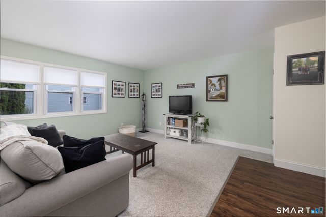 24 East Gate Lane 24, Hamden, CT 06514