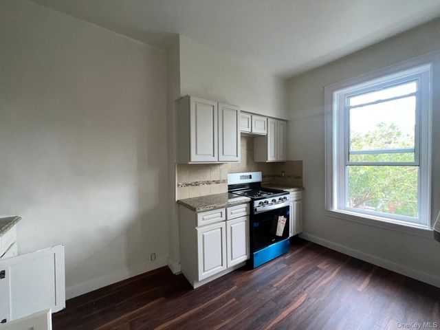 6218 60th Drive, Maspeth, NY 11378