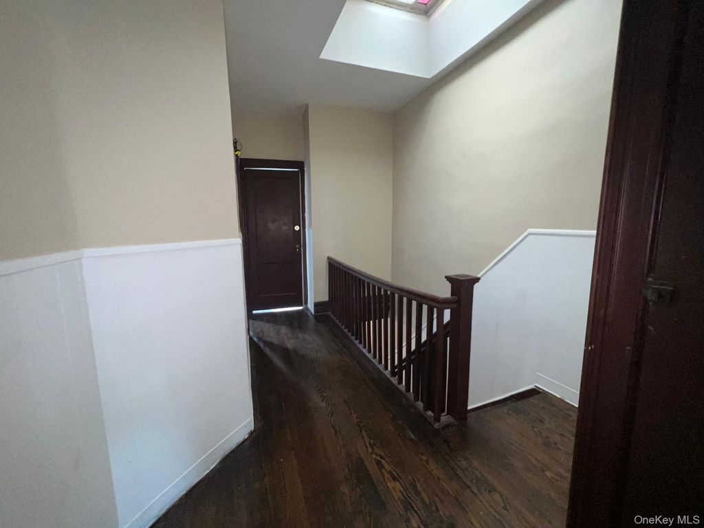 6218 60th Drive, Maspeth, NY 11378