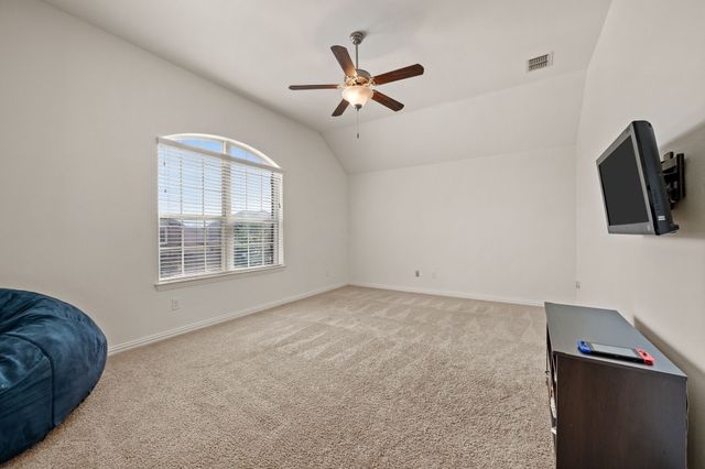 837 Graham Drive, Burleson, TX 76028