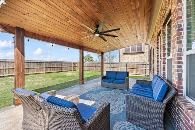 837 Graham Drive, Burleson, TX 76028