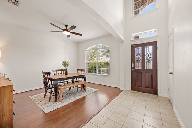 837 Graham Drive, Burleson, TX 76028