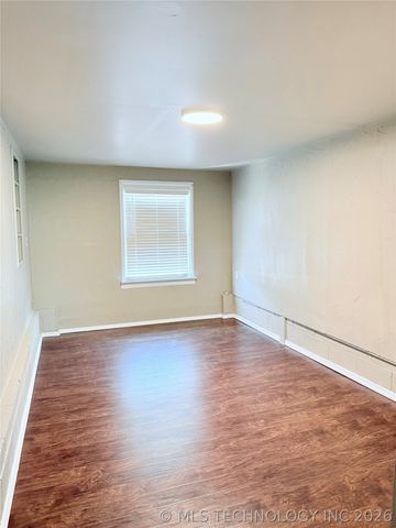 310 S 8th Street, Broken Arrow, OK 74012