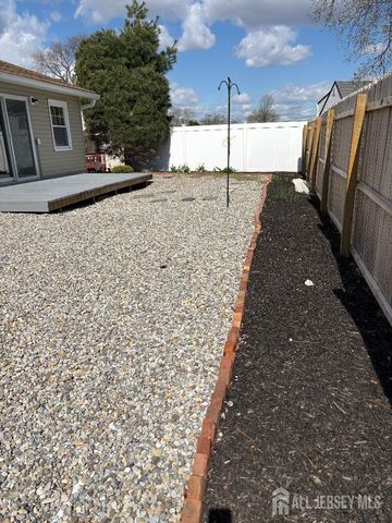 42 Boulevard East, Old Bridge, NJ 07735