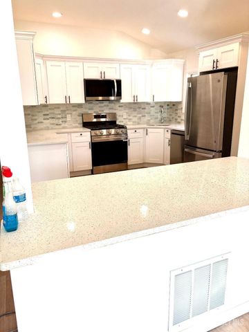 42 Boulevard East, Old Bridge, NJ 07735