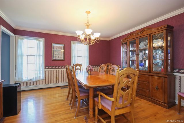94 Stowe Drive, Poughquag, NY 12570