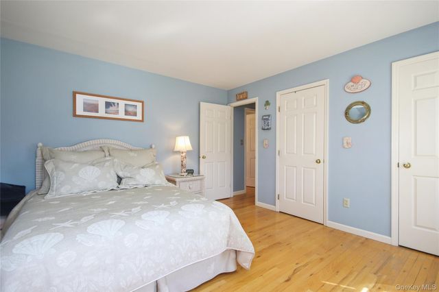 94 Stowe Drive, Poughquag, NY 12570