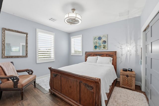 4019 Bayshore Drive, Bacliff, TX 77518