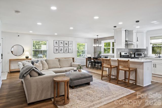 614 Cooper Drive, Charlotte, NC 28210