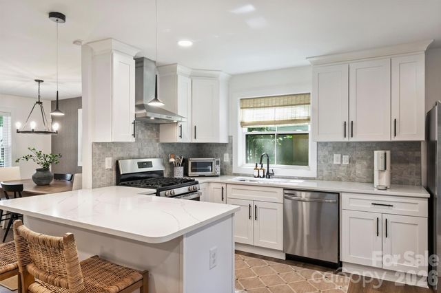 614 Cooper Drive, Charlotte, NC 28210